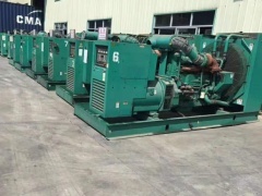 银川高空车租赁与工业机器人制造 现代化设备的双引擎发展